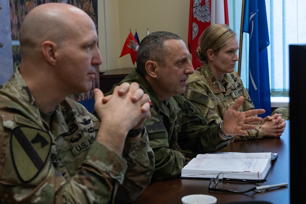 CAB Meets with Polish 1st Aviation Brigade Command Team