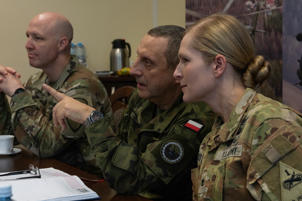 CAB Meets with Polish 1st Aviation Brigade Command Team