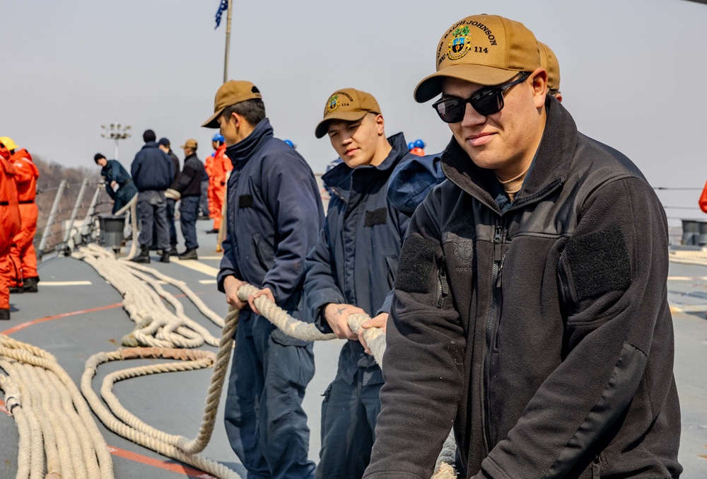 USS Ralph Johnson Departs Pyeongtaek, Republic of Korea