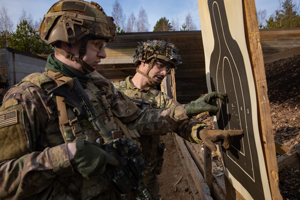 5-7th CAV Conducts Urban Rifle Marksmanship Training