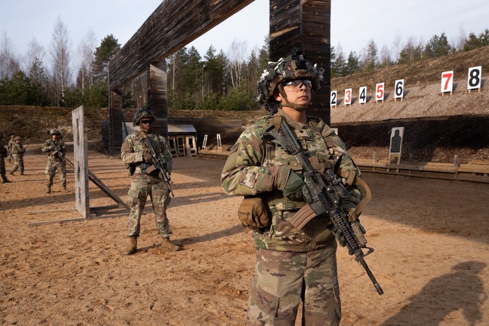 5-7th CAV Conducts Urban Rifle Marksmanship Training