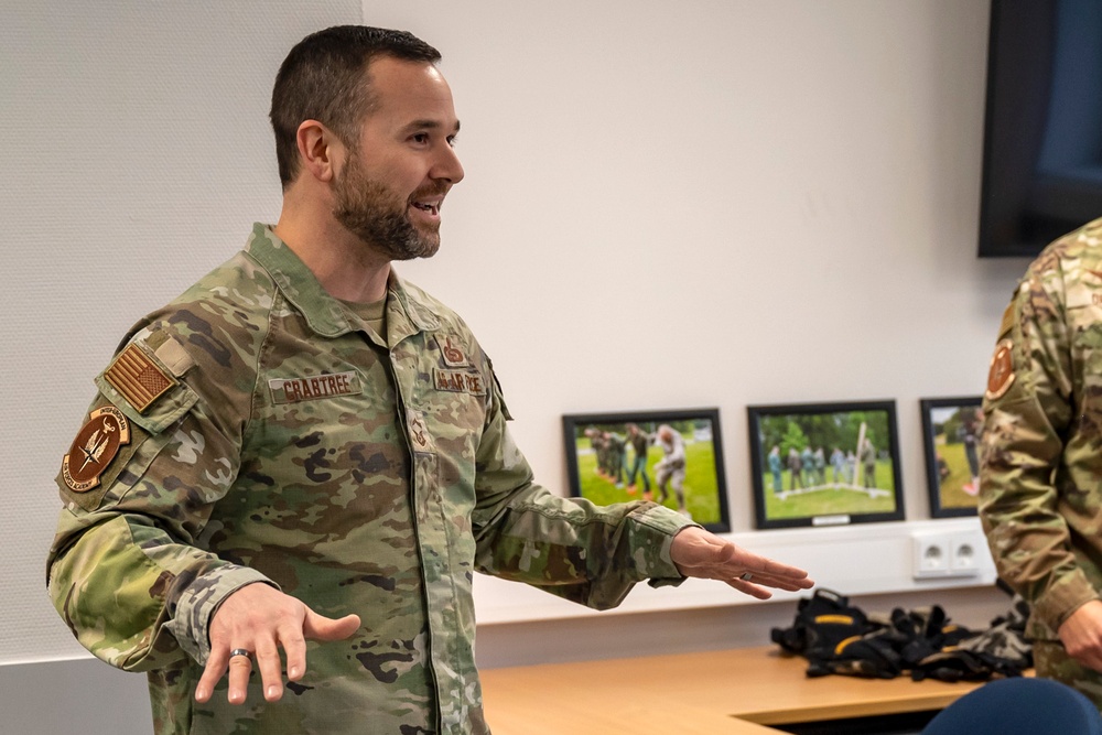 Chief Wiener conducts AFCENT Chiefs Summit