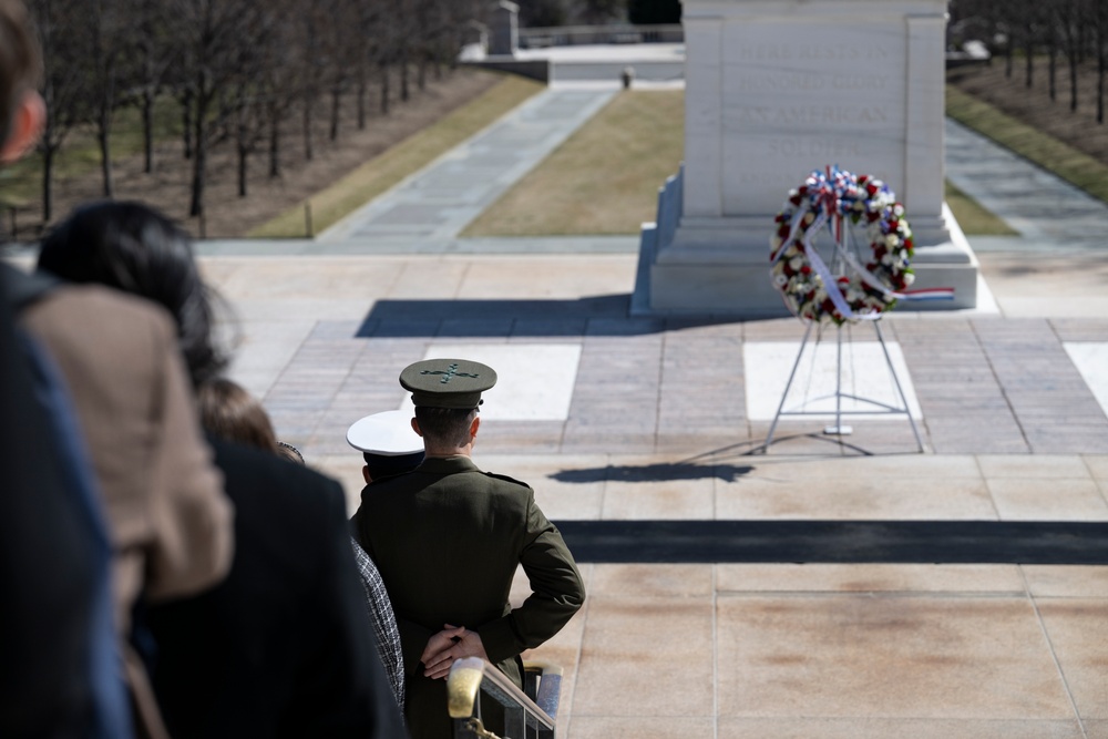 Students From the United States Senate Youth Program Visit Arlington National Cemetery