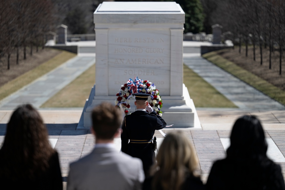 Students From the United States Senate Youth Program Visit Arlington National Cemetery