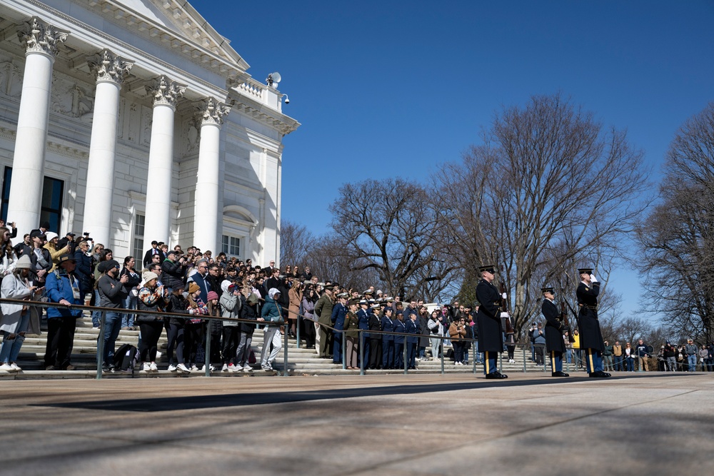 Students From the United States Senate Youth Program Visit Arlington National Cemetery