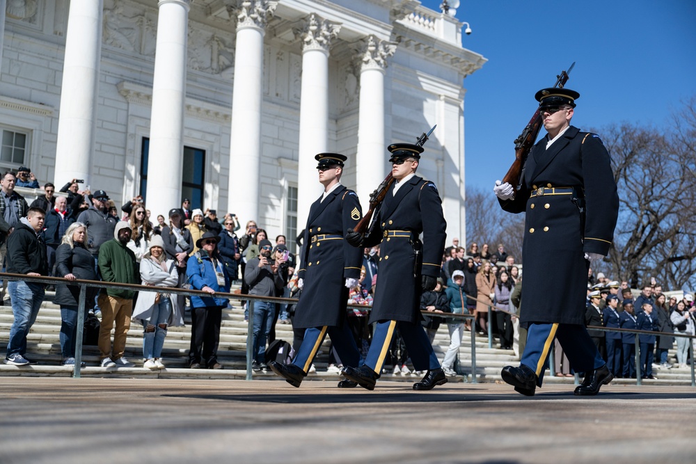 Students From the United States Senate Youth Program Visit Arlington National Cemetery