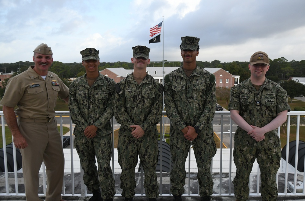 IWTC Corry Station Sailors provide lift to Hometown Area Recruiting Program