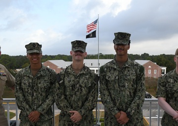 IWTC Corry Station Sailors provide lift to Hometown Area Recruiting Program