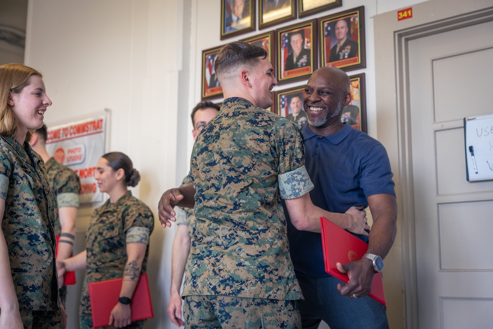 COMMSTRAT Marines receive awards for State Funeral participation