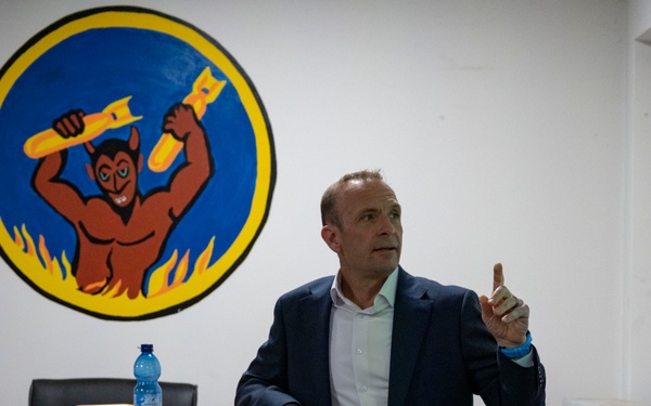 Lt. Col. Poteet returns with honor to Aviano AB