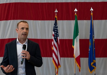 Lt. Col. Poteet returns with honor to Aviano AB