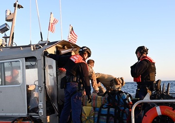 Coast Guard Cutter Kimball interdicts illegal drugs in Eastern Pacific Ocean