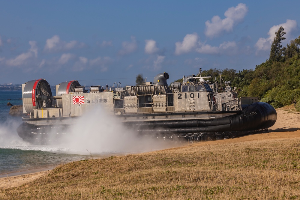 Iron Fist 25 | 31st MEU, JGSDF conduct Amphibious Landing Display