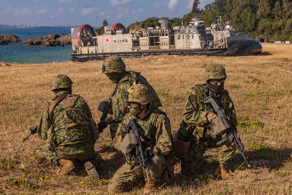 Iron Fist 25 | 31st MEU, JGSDF conduct Amphibious Landing Display