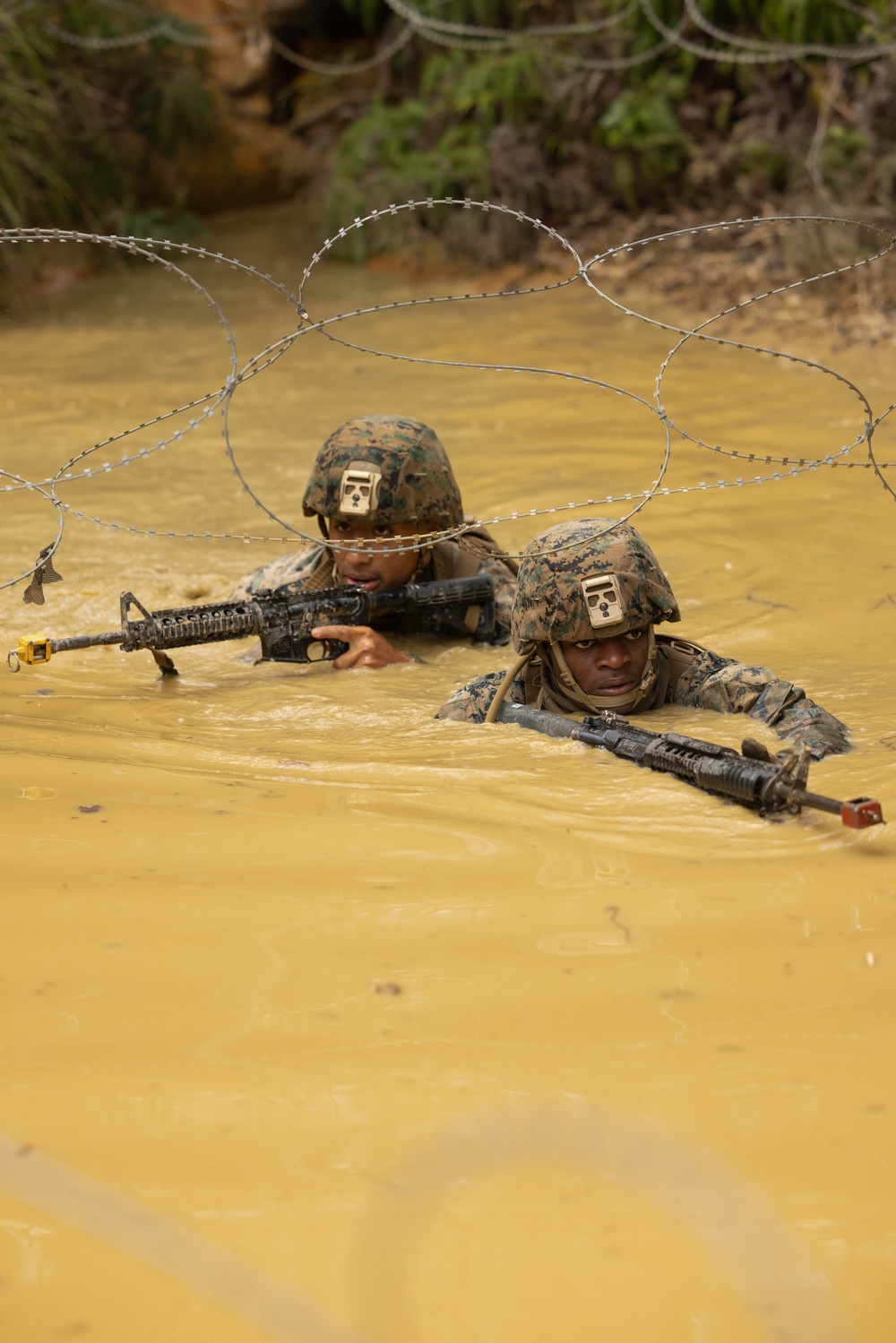 U.S. Marines with CLR-37 Conduct Basic Jungle Skills Course