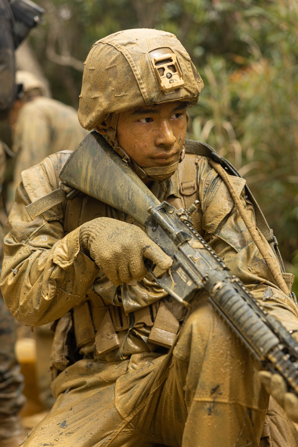 U.S. Marines with CLR-37 Conduct Basic Jungle Skills Course