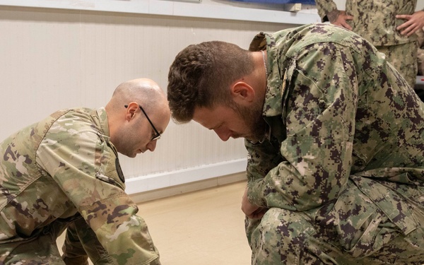 CJTF-HOA hosts Combat Lifesavers Course