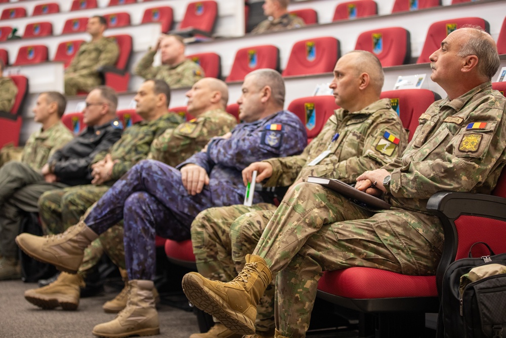 V Corps DCG for Interoperability Attends Command Briefing with Headquarters Multinational Corps South-East Leaders During Loyal Leda 2025