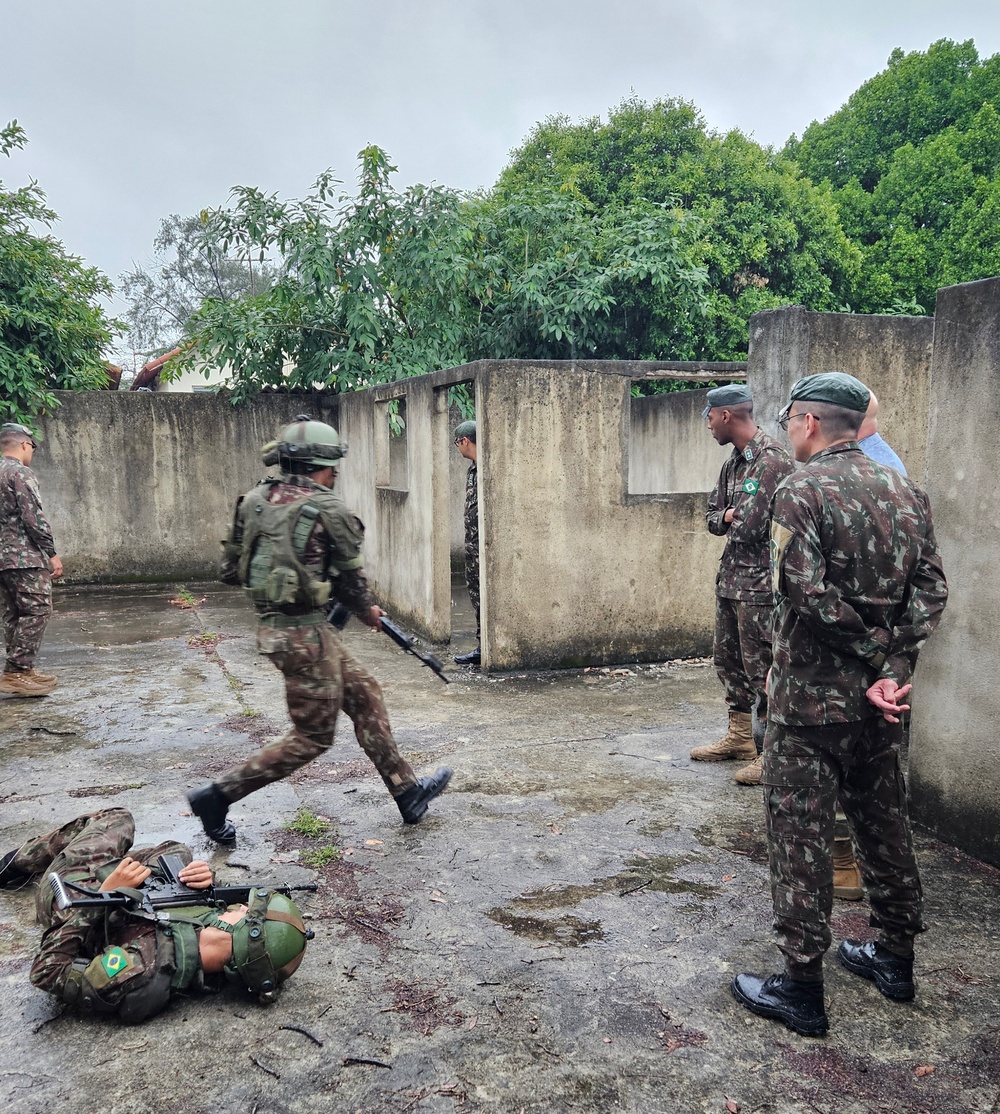 The Brazilian Military East Training Center team demonstrates the utility of the Military Combat Track for evaluating operational performance under stress.