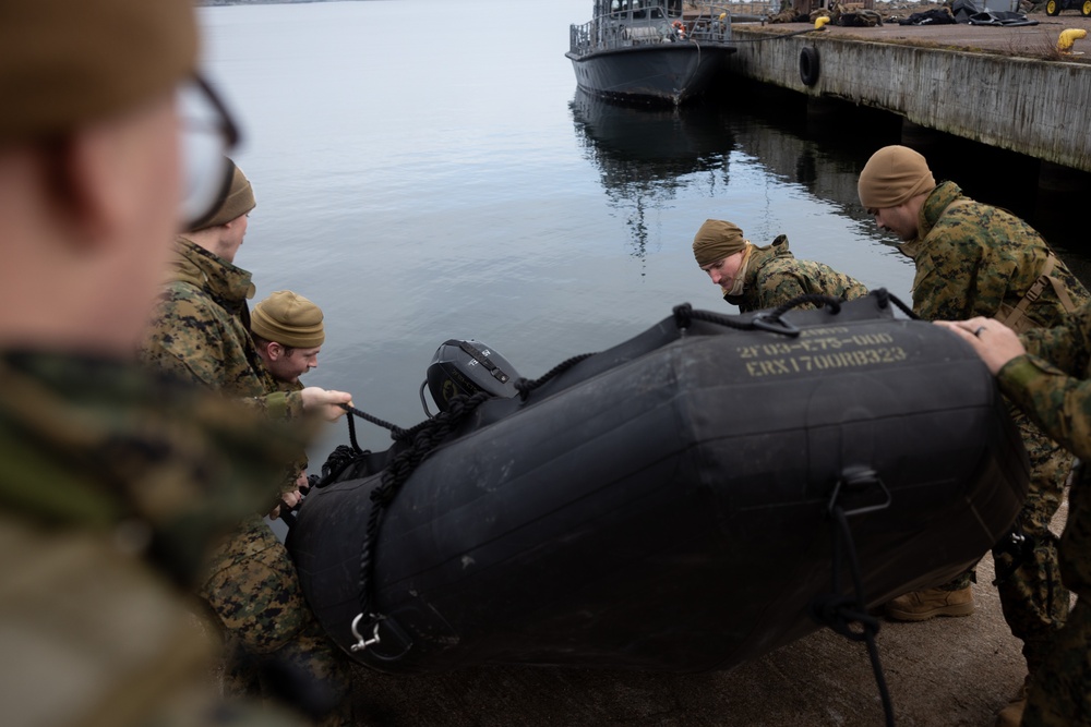 U.S. Recon Marines support NATO operations in Baltic Sea