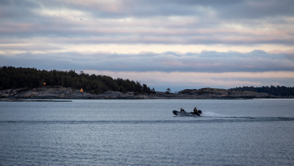 U.S. Recon Marines support NATO operations in Baltic Sea