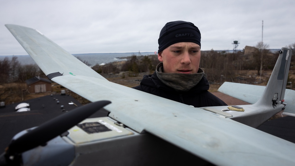 U.S. Recon Marines support NATO operations in Baltic Sea