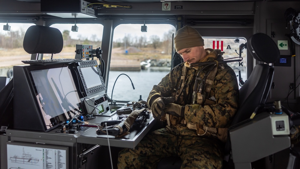 U.S. Recon Marines support NATO operations in Baltic Sea