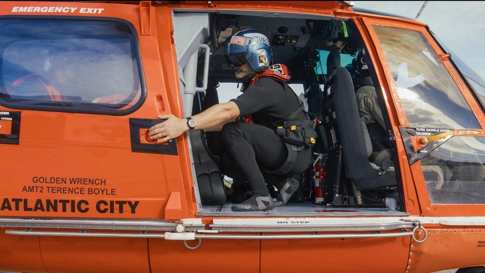 Coast Guard Air Station Atlantic City conducts training off New Jersey
