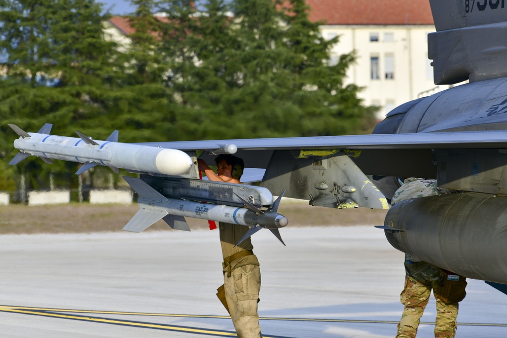 Simulated In-flight Emergency during Fighting Wyvern 25-01