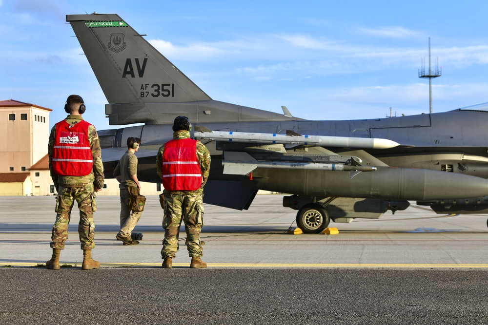 Simulated In-flight Emergency during Fighting Wyvern 25-01