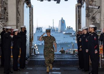 Commander, Marine Forces Command, Visit to USS Wasp (LHD 1)