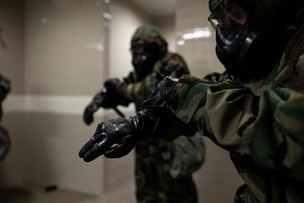 KMEP 25.1 | III MEF Marines participate in CBRN Training