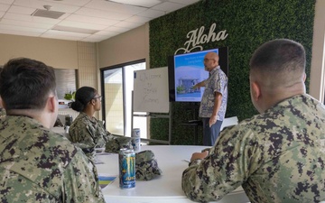 Servicemembers and civilians attend JBPHH Newcomer’s Brief