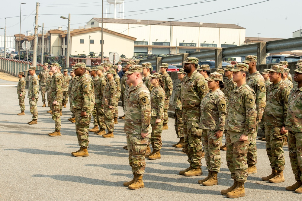 Humphreys garrison Soldiers don the Eighth Army Patch