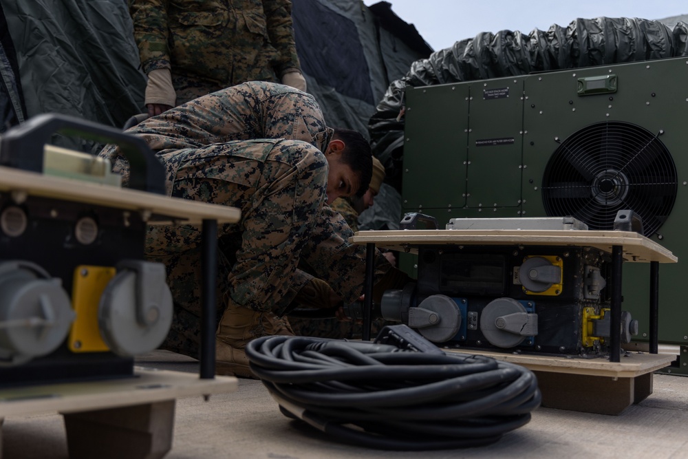 III MSB establishes field feeding site on Camp Mujuk for Freedom Shield