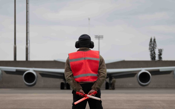 The watchful eye of Kadena