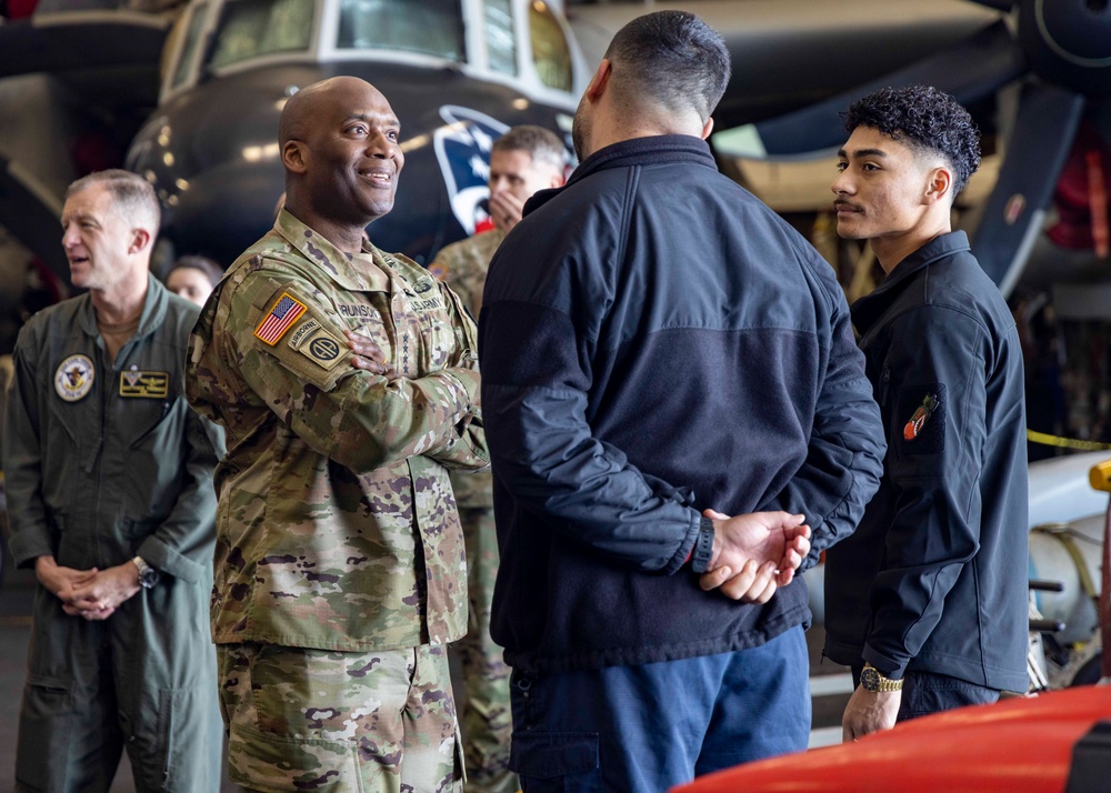 Officers of U.S. Naval Forces Korea, United Nations Command, and Republic of Korea Navy Visit USS Carl Vinson (CVN 70)