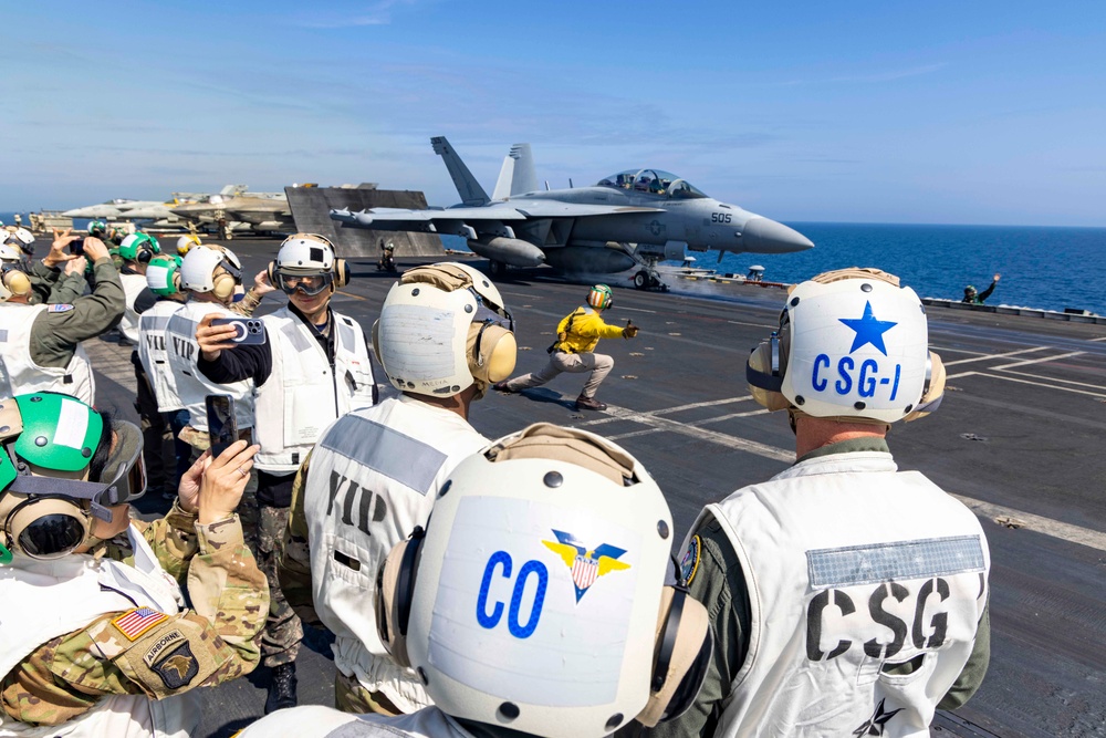 Officers of U.S. Naval Forces Korea, United Nations Command, and Republic of Korea Navy Visit USS Carl Vinson (CVN 70)