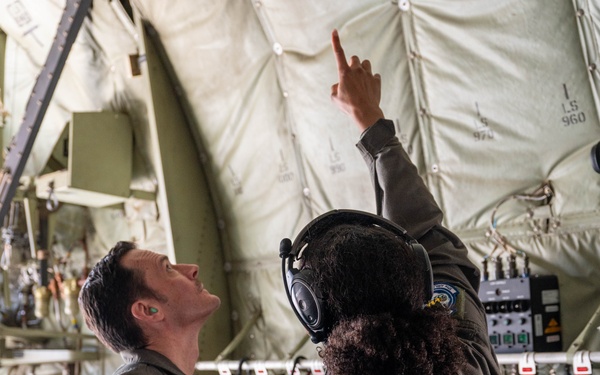 Maj. Gen. Moga attends immersion flight with 435th AGOW airborne ops