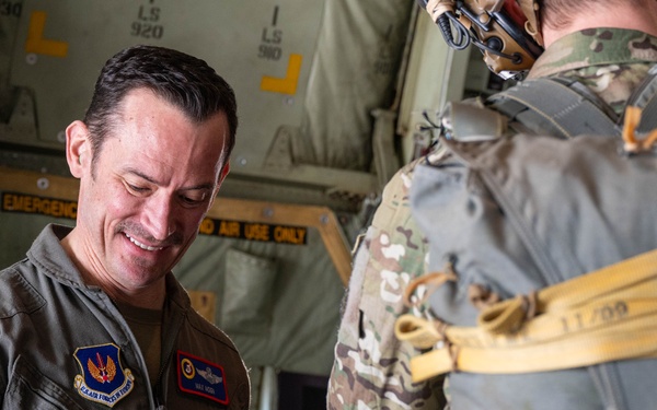 Maj. Gen. Moga attends immersion flight with 435th AGOW airborne ops