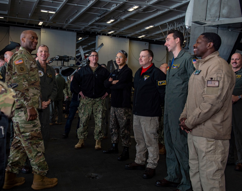 Officers of U.S. Naval Forces Korea, United Nations Command, and Republic of Korea Navy Visit USS Carl Vinson (CVN 70)