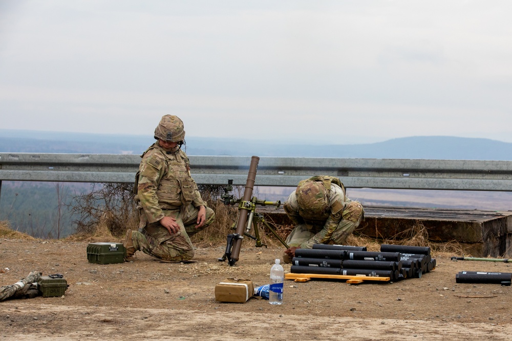 2CR conducts Mortar Training and Evaluation