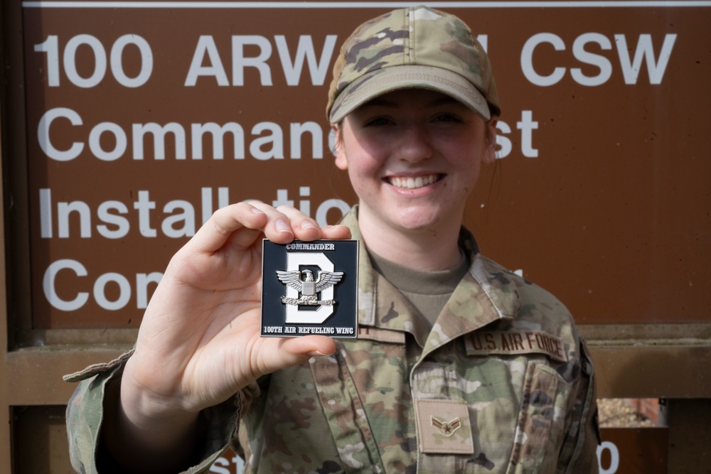 Day in the Life: 100th ARW Command Post