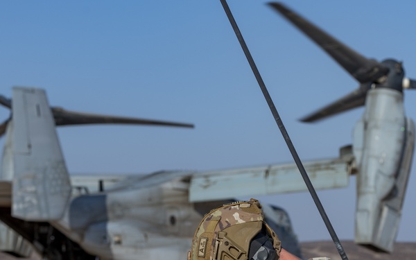 Task Force Associator Soldiers conduct sling-load training with Marines