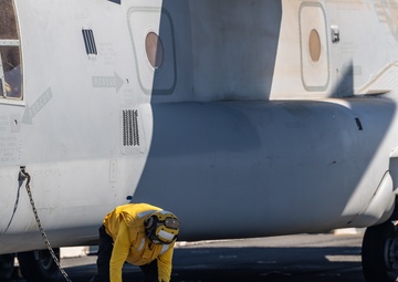 QUART 25.2: VMM-163 deck landing qualifications