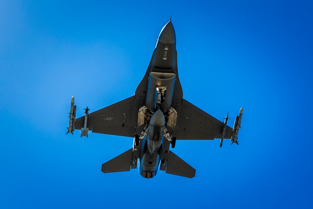 Lone Star Gunfighters fly over