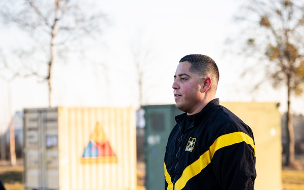 1AD DSB Conducts Physical Fitness Training