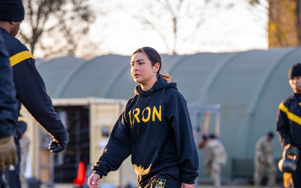 1AD DSB Conducts Physical Fitness Training