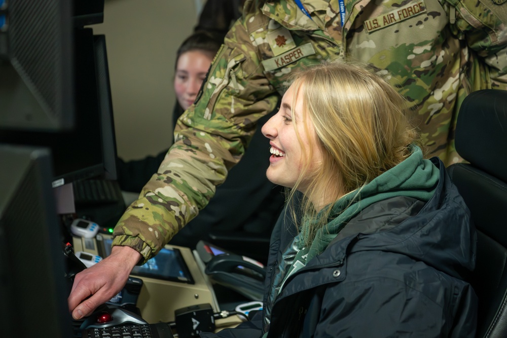 Air Guard Opens Flight Simulator for Youth Council Leaders