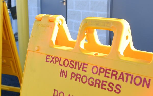 145 MXS perform flare teardown